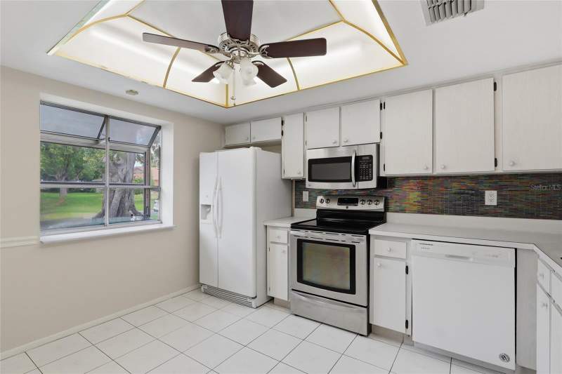 2 bedroom Condominium at 2211 Lark Circle #D, Highland Lakes, Palm Harbor — photo 4