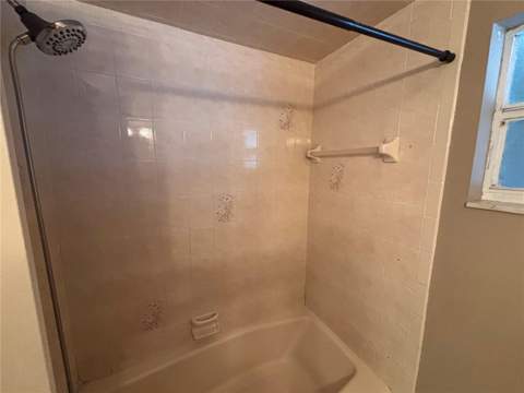 7109 Limestone Lane, Tampa FL - photo 11 of 13