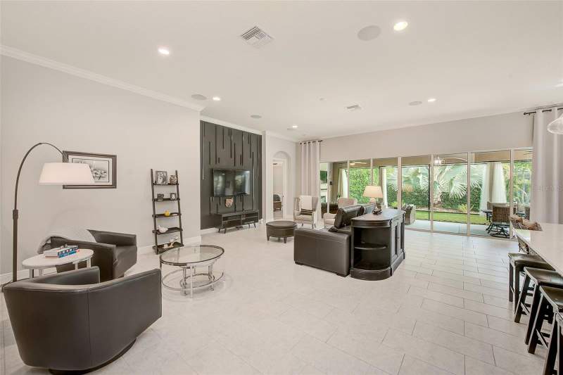 4 bedroom Single Family Residence at 6916 Neopolitan Court, Waterset Ph 3B-2, Apollo Beach — photo 4