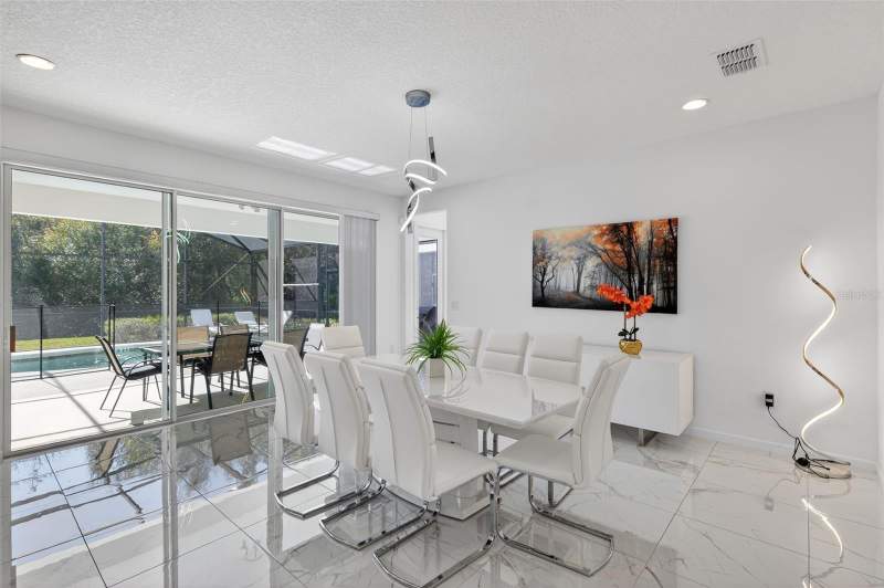 6 bedroom Single Family Residence at 4577 Cabello Loop, Bellavida Ph 2B, Kissimmee — photo 4