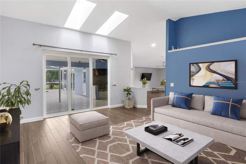 4 bedroom Single Family Residence at 727 Hidden Lake Drive, Whitcomb Place, Tarpon Springs — photo 5