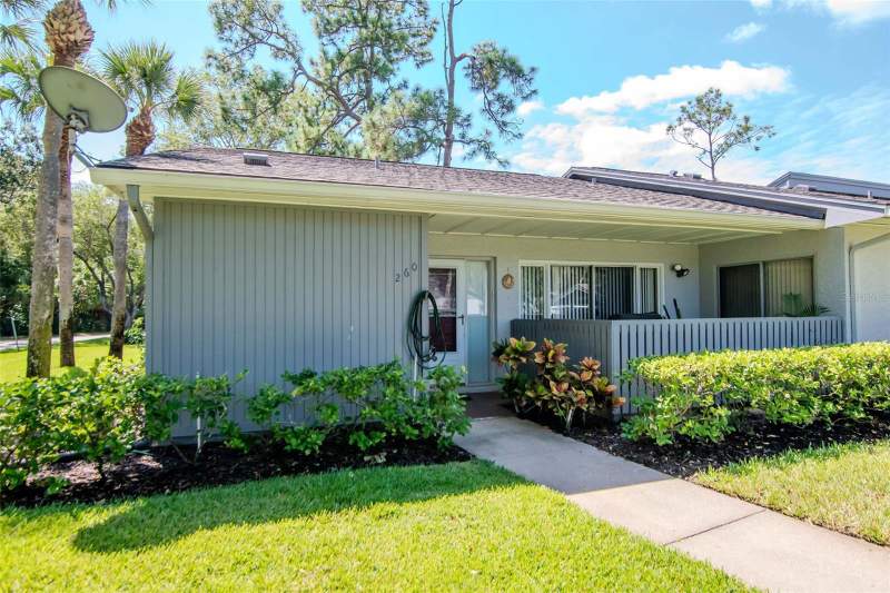 2 bedroom Villa at 260 Balsam Drive, East Lake Woodlands Cluster Homes, Oldsmar — photo 2
