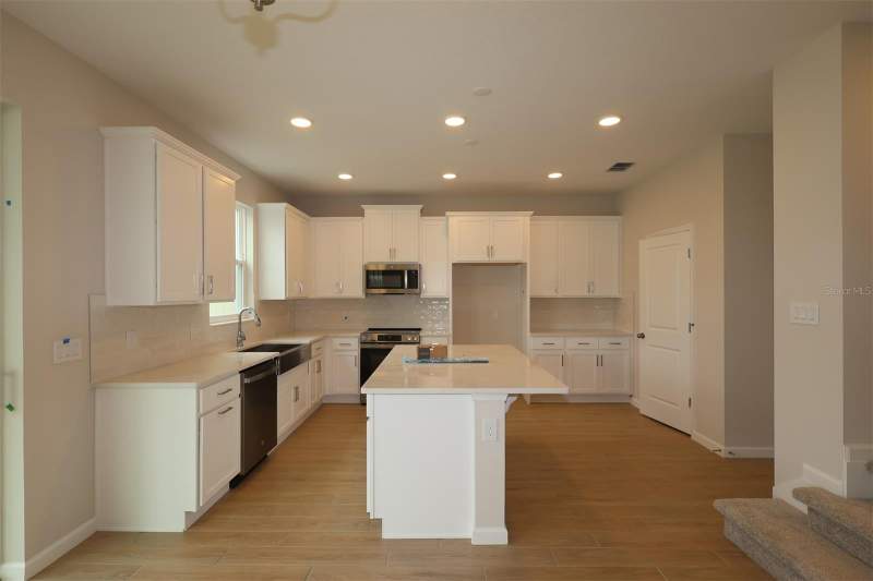4 bedroom Single Family Residence at 2663 BITTERN BEND, BAY LAKE FARMS AT SAINT CLOUD, ST CLOUD — photo 2