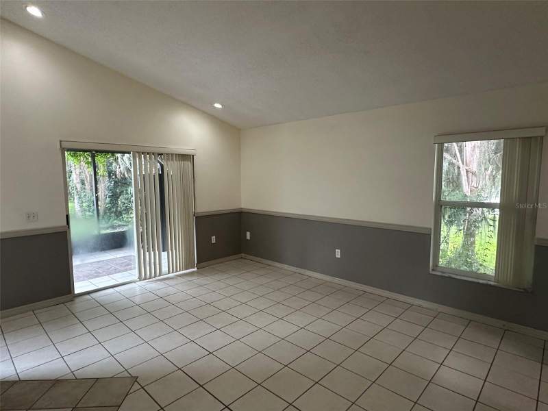 4 bedroom Single Family Residence at 815 Delfino Place, Chase Groves Unit 10, Lake Mary — photo 3