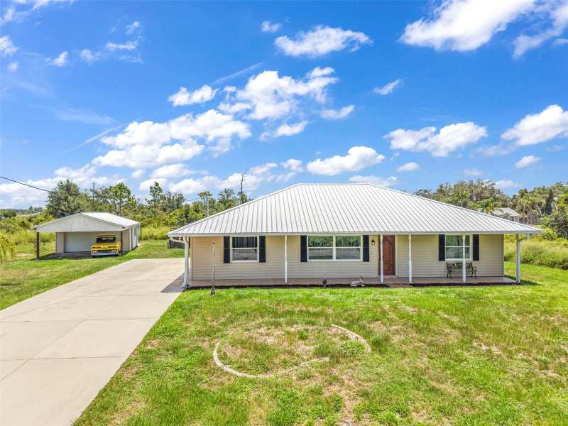 3 bedroom Single Family Residence at 30 Success Drive, Peace River Shores, Punta Gorda — photo 1