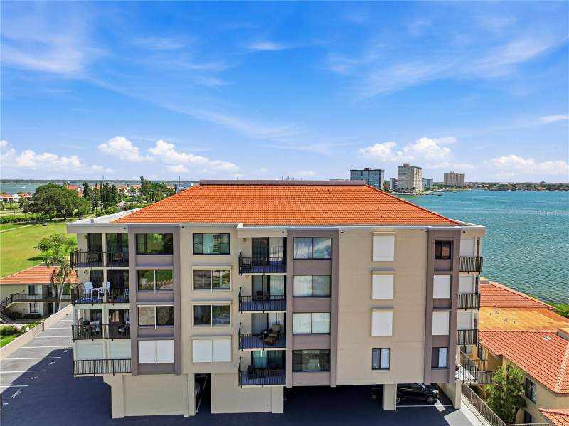 2 bedroom Condominium at 6104 Palma Del Mar Boulevard #404, Palma Del Mar 1, Condo Bldg. A, St Petersburg — photo 2