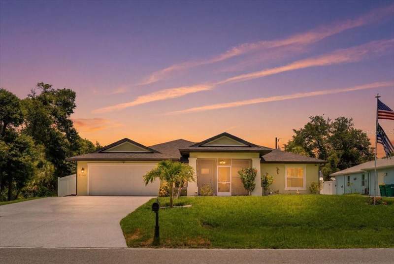 3 bedroom Single Family Residence at 17432 Shirley Avenue, Port Charlotte Sec 41, Port Charlotte — photo 2