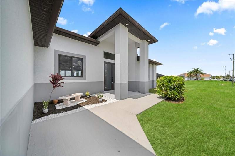 3 bedroom Single Family Residence at 1925 NW 15th Terrace, Cape Coral, Cape Coral — photo 3
