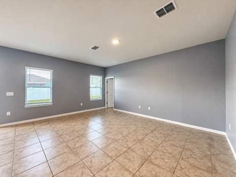29307 Meadowcroft Avenue, Wesley Chapel FL - photo 8 of 36