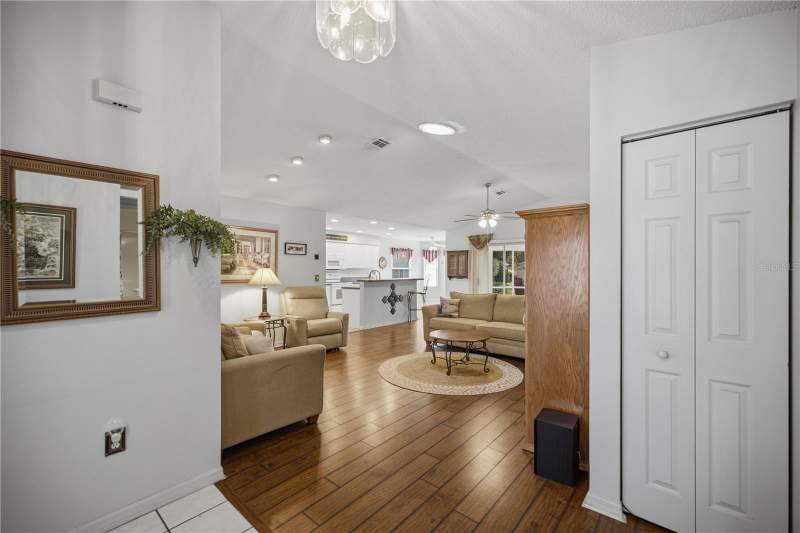 3 bedroom Single Family Residence at 32802 Crooked Oaks Lane, Pennbrooke Ph 01K Units 01 & 02, Leesburg — photo 4