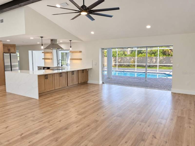 3 bedroom Single Family Residence at 102 Windward Drive, Southbay Yacht & Racquet Club, Osprey — photo 4