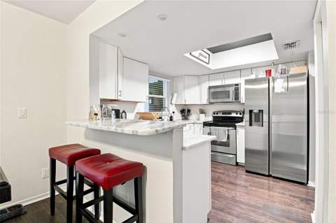 3039 Abbey Court, Clearwater FL - photo 6 of 6
