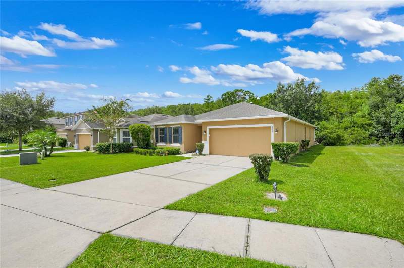 3 bedroom Single Family Residence at 221 Daigledog Street, Southern Pines Unit 3A, St Cloud — photo 4