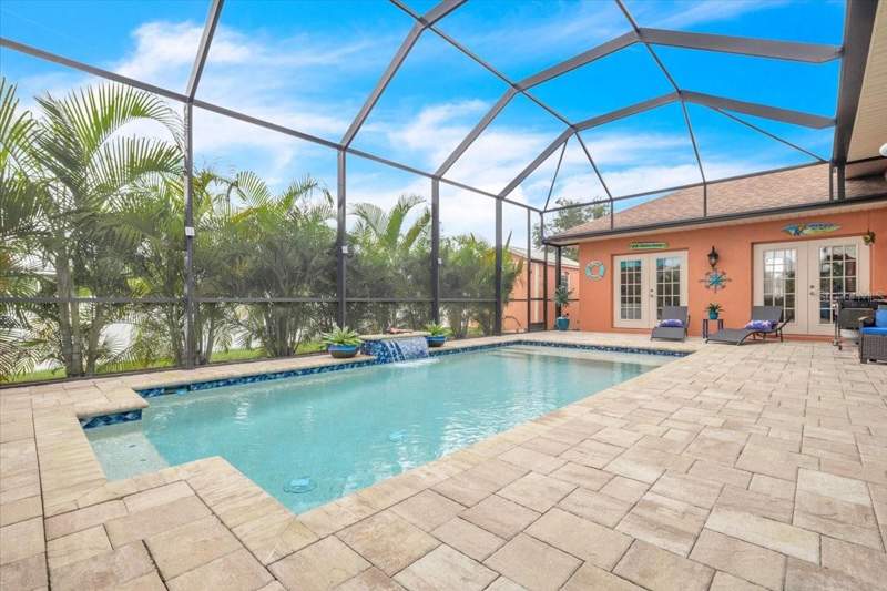 3 bedroom Single Family Residence at 9685 Arnaz Circle, Port Charlotte Sec 081, Port Charlotte — photo 3
