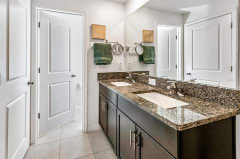 842 Tennyson Mill Circle, Tampa FL - photo 13 of 31