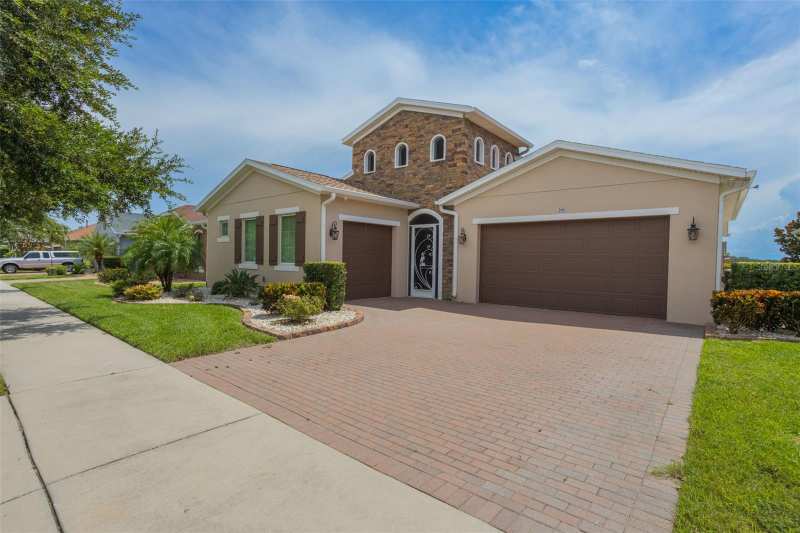2 bedroom Single Family Residence at 290 Silver Maple Road, Cascades/Groveland Ph 4-1, Groveland — photo 1