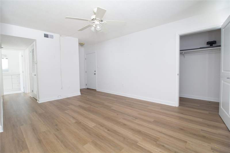 1 bedroom Condominium at 6940 A Sunset Drive #1A, Les Chateaux Condo, South Pasadena — photo 4