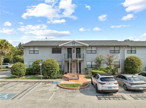 205 Poinsettia Pine Court #201, starter home for sale in Tampa