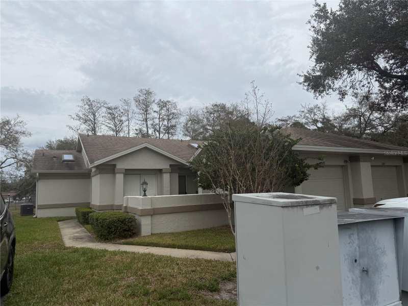 3 bedroom Townhouse at 13143 Laver Lane, Club Courts At Meadow Woods Ph 01, Orlando — photo 1