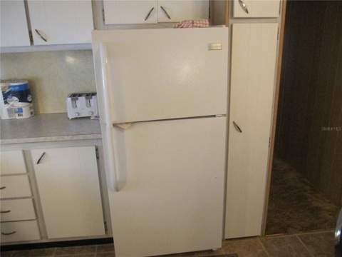 39015 Hillcrest Drive, Zephyrhills FL - photo 7 of 34