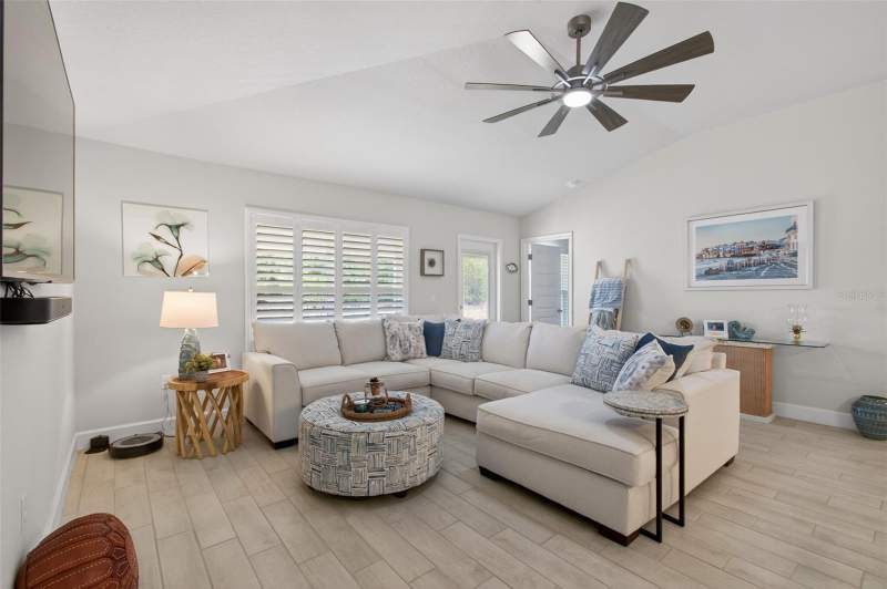 4 bedroom Single Family Residence at 25013 SW 24th Place, Country Way South Ph 1 Pb 38 Pg 79, Newberry — photo 4