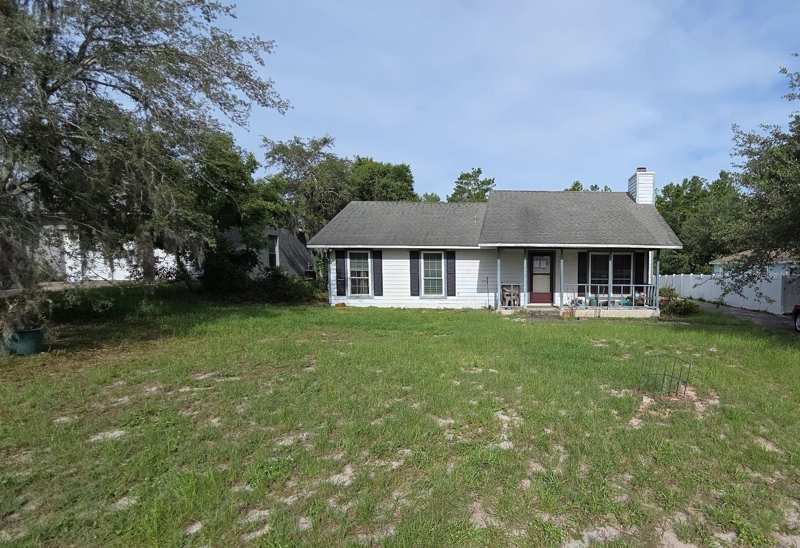 2 bedroom Single Family Residence at 32911 Forest Avenue, Shademoor Acres First Add, Leesburg — photo 1