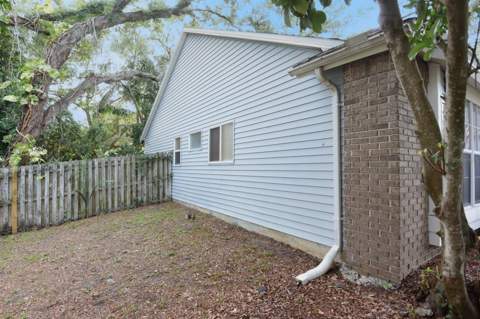 1672 Countrywood Street, Tarpon Springs FL - photo 6 of 6
