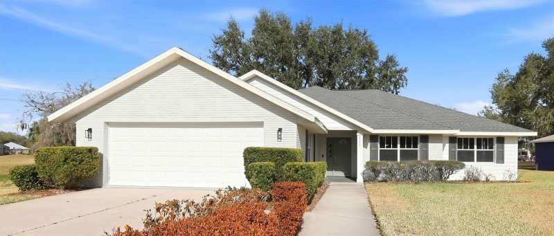 3 bedroom Single Family Residence at 2992 Oaks Bend, Torrey Oaks Golf Course Sub, Bowling Green — photo 1
