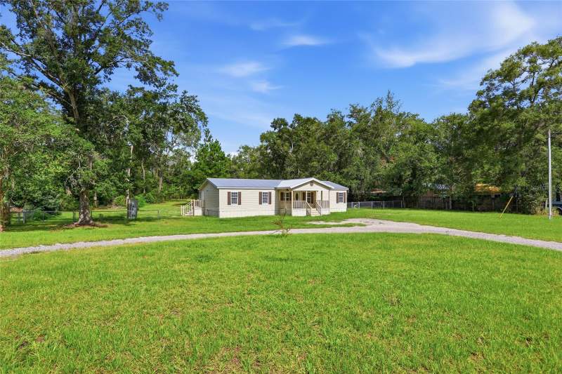 3 bedroom Manufactured Home at 9528 NW 235th Terrace, Tri-City Oaks, Alachua — photo 4