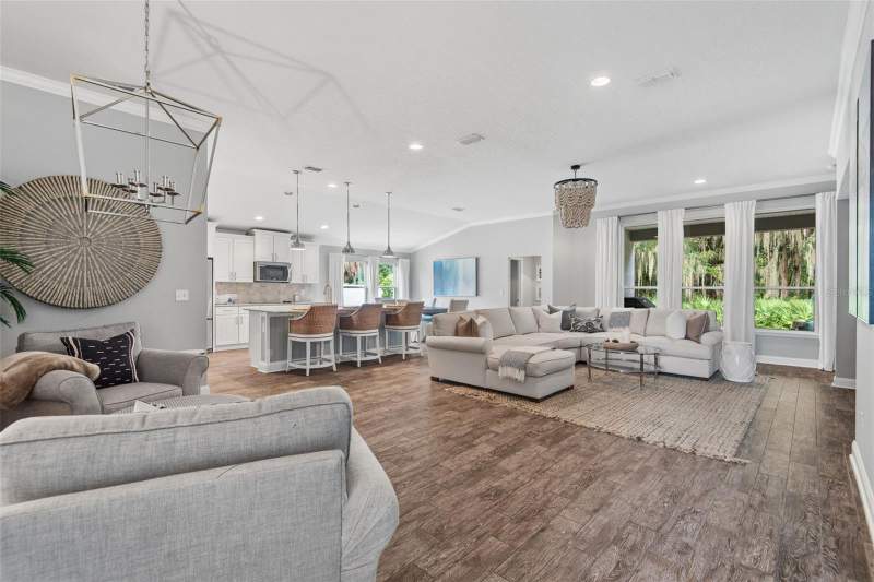 5 bedroom Single Family Residence at 43 Auberry Drive, Hidden Lakes Ph 1 Sec 3, Palm Coast — photo 4