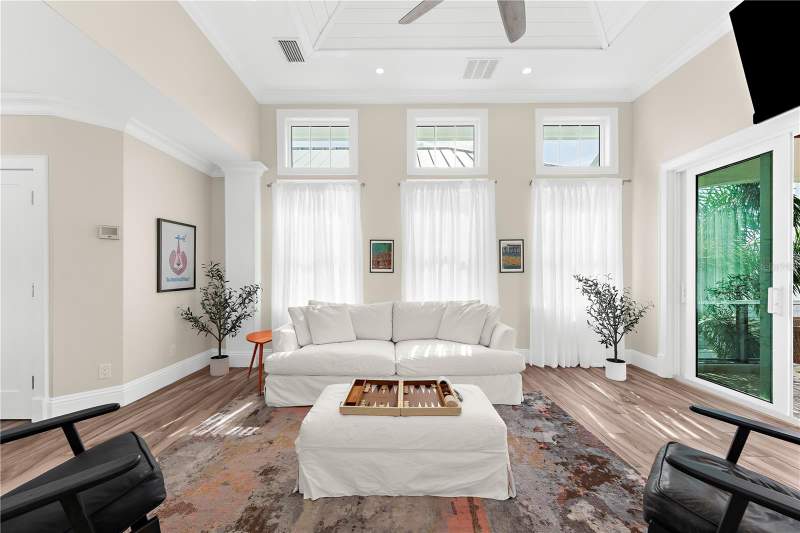 4 bedroom Single Family Residence at 116 Garden Lane, Siesta, Sarasota — photo 4