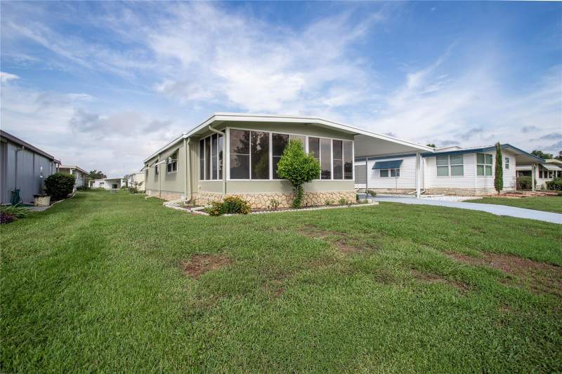 2 bedroom Manufactured Home at 717 Surrey Place, Leesburg East Coachwood Colony Sub, Leesburg — photo 3