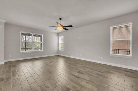 14306 Barrington Stowers Drive, Lithia FL - photo 9 of 40