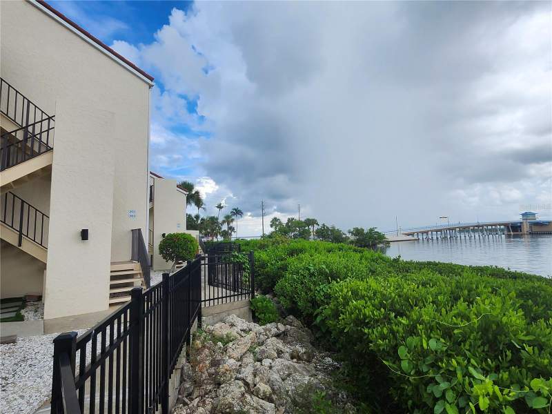 2 bedroom Condominium at 1401 Beach Road #303, Sandpiper Key Bldg 01, Englewood — photo 5