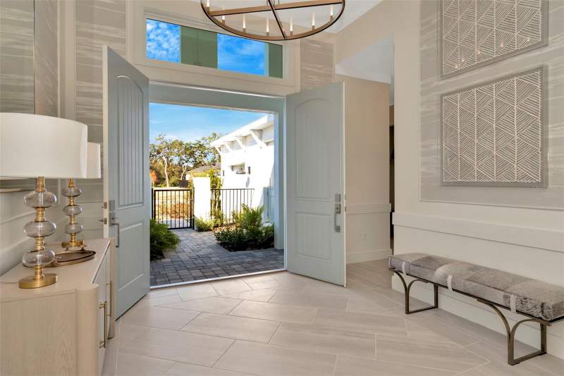 3 bedroom Single Family Residence at 12714 Ivory Tusk Lane, Serengeti, Spring Hill — photo 2