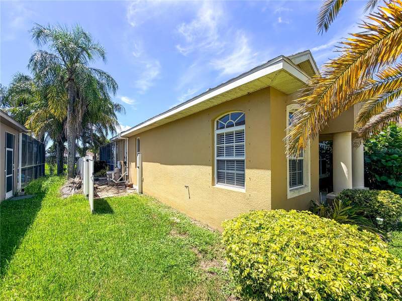 3 bedroom Single Family Residence at 8604 Fenholloway Court, Thousand Oaks Ph 06-9, New Port Richey — photo 2
