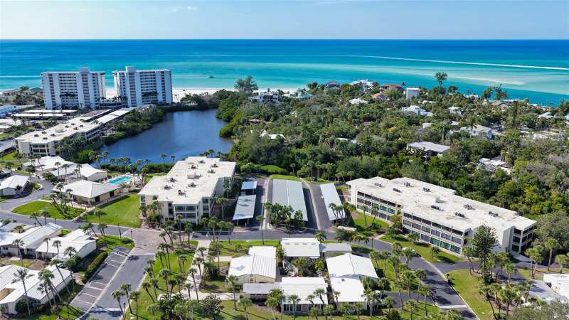 2 bedroom Villa at 206 Hourglass Way #V10, Whispering Sands, Sarasota — photo 1