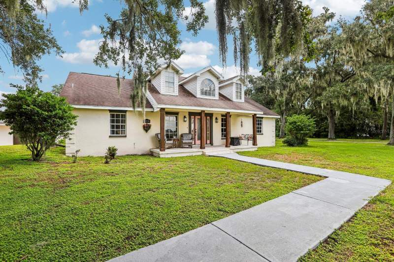 4 bedroom Single Family Residence at 408 Holloway Road, Robichaud Platted Sub, Plant City — photo 2
