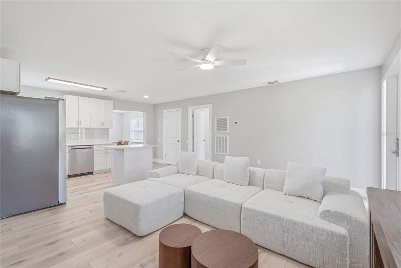 3 bedroom Single Family Residence at 5512 96th Avenue, Skyview Terrace 1st Add, Pinellas Park — photo 4