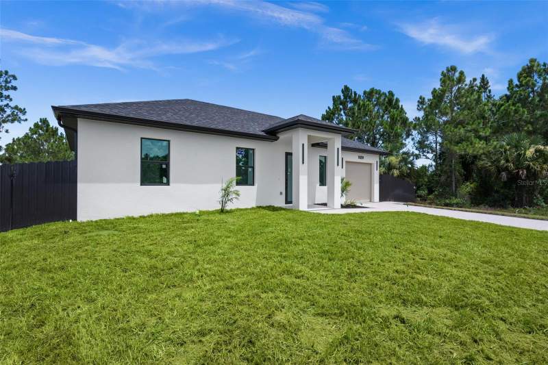 3 bedroom Single Family Residence at 1039 Bassinger Avenue, Lehigh Acres, Lehigh Acres — photo 4