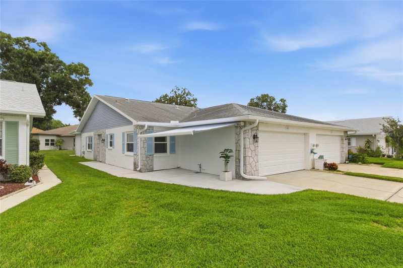 2 bedroom Villa at 3271 McMath Drive, Highland Lakes, Palm Harbor — photo 1