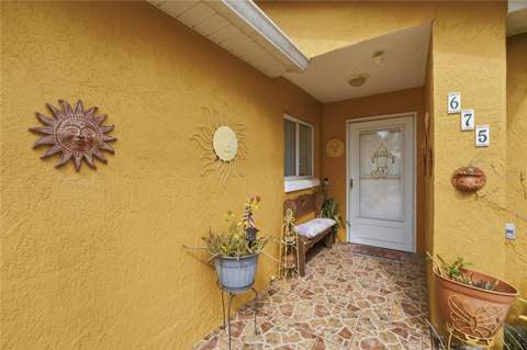 675 Basingstoke Court, Poinciana FL - photo 6 of 38