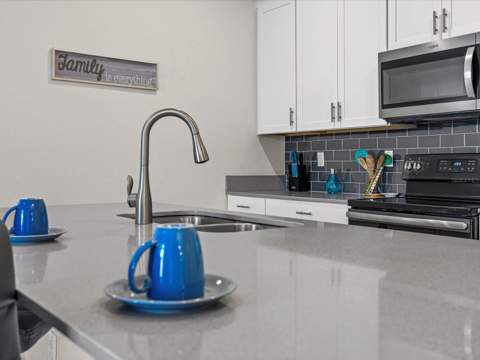 8991 Stinger Drive, Davenport FL - photo 7 of 37