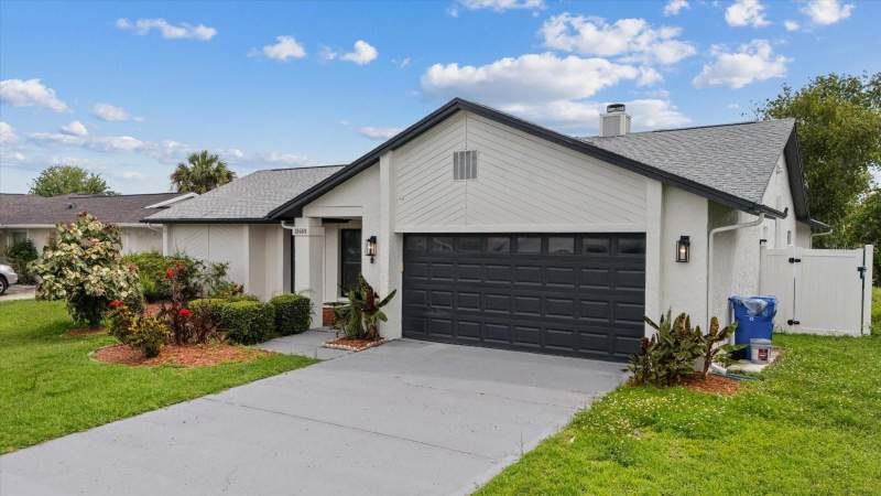 4 bedroom Single Family Residence at 10609 Out Island Drive, Bay Port Colony Ph III Un 1, Tampa — photo 3