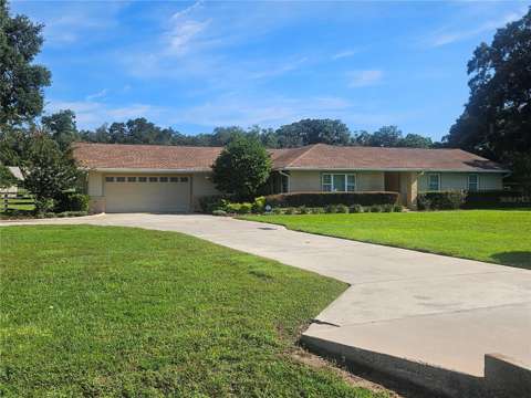 5421 SE 18Th Lane, home for sale in Ocala 34480
