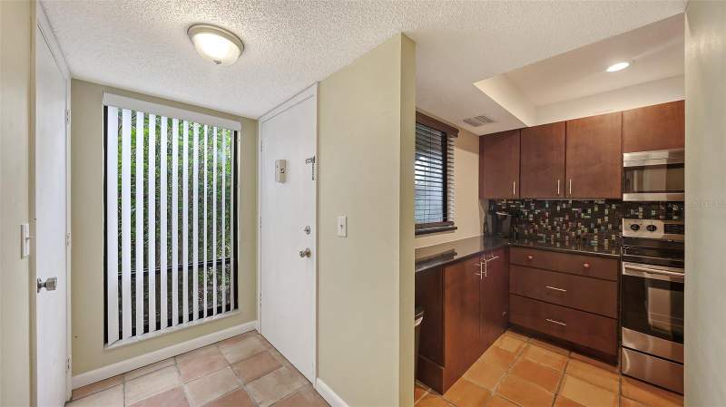 2 bedroom Condominium at 1708 Glenhouse Drive #314, Pelican Cove Xiv, Sarasota — photo 2