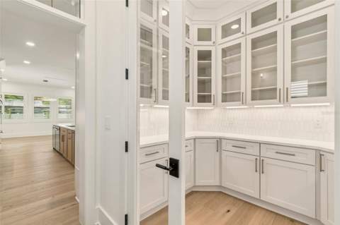 3605 W Kensington Avenue, Tampa FL - photo 11 of 99