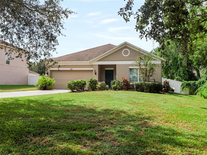 3 bedroom Single Family Residence at 620 Chesney Drive, Southern Oaks Grove, Valrico — photo 5