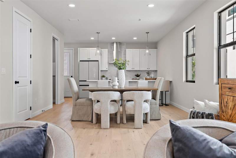 4 bedroom Townhouse at 423 11th Avenue, Brookside Park, St Petersburg — photo 4