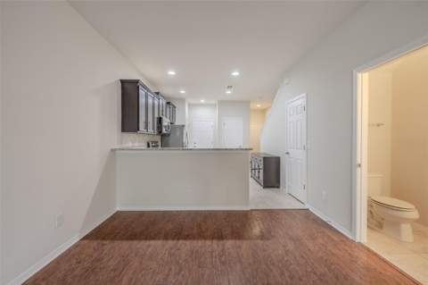 4734 White Sanderling Ct Court, Tampa FL - photo 11 of 41